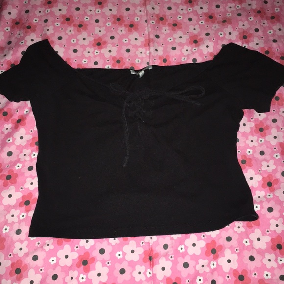 Crop top - Picture 1 of 1